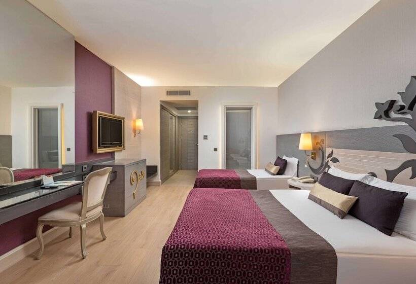 标准间侧面带海景, Kirman Belazur  Resort & Spa