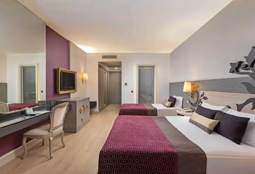 サイドオーシャンビュースタンダードルーム, Kirman Belazur  Resort & Spa