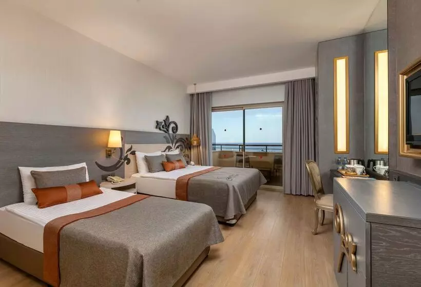 オーシャンビュースタンダードルーム, Kirman Belazur  Resort & Spa