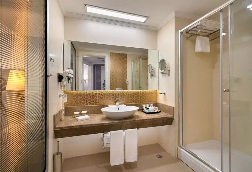 サイドオーシャンビュースタンダードルーム, Kirman Belazur  Resort & Spa