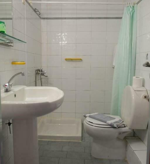 غرفة قياسية, Nostos