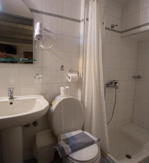 חדר סטודיו סטנדרד, Nostos