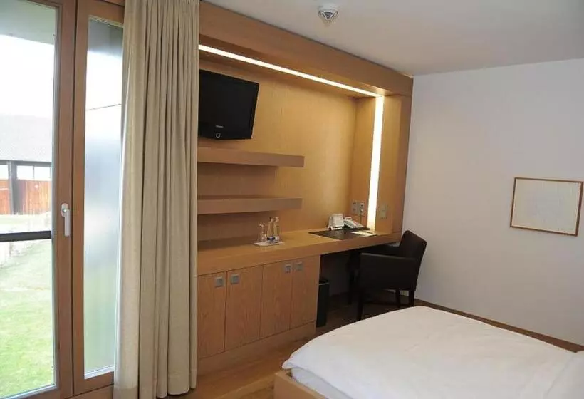 Standard Single Room, Schloss Hohenkammer