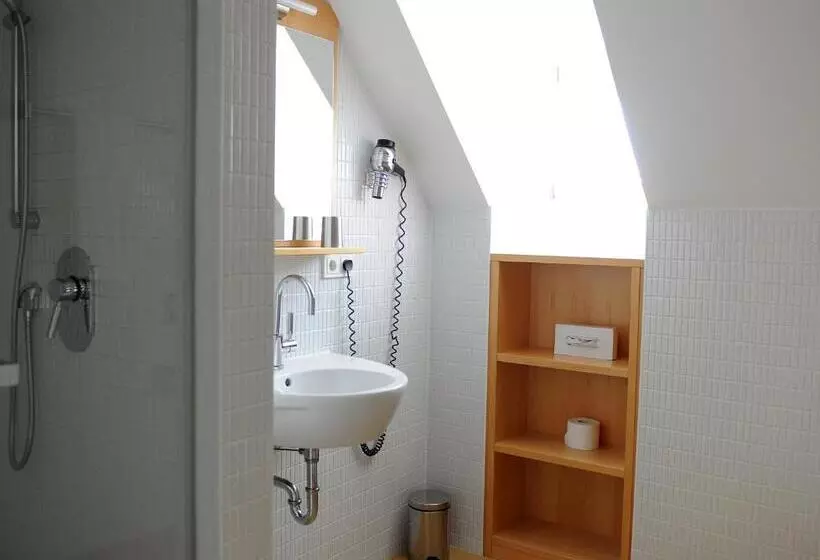 Standard Single Room, Schloss Hohenkammer