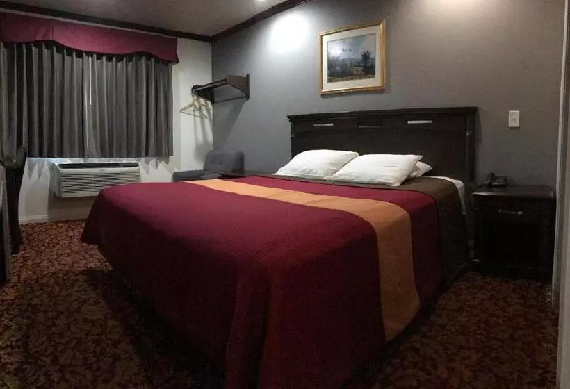 キングサイズベッドのスタンダードルーム, Starlight Inn Canoga Park