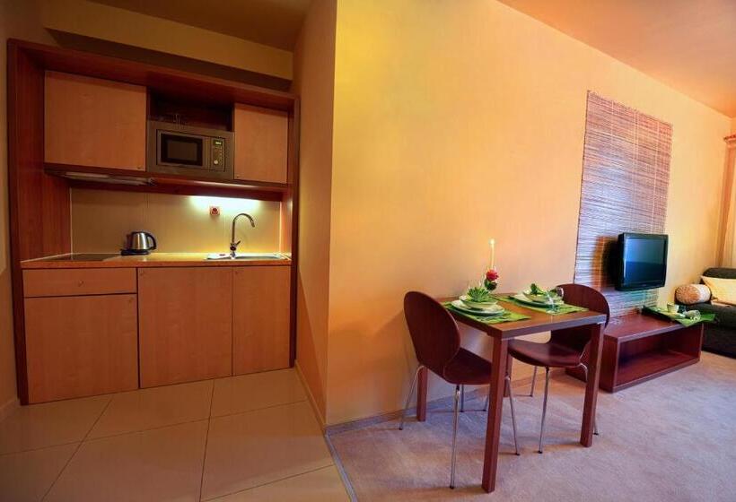 استودیوی استاندارد, Tatragolf Mountain Resort