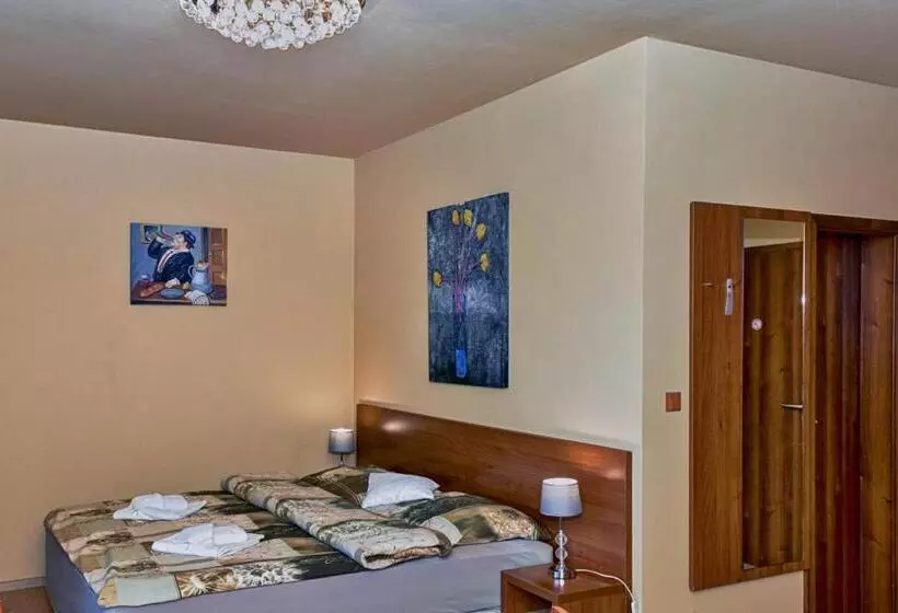 استودیوی استاندارد, Tatragolf Mountain Resort