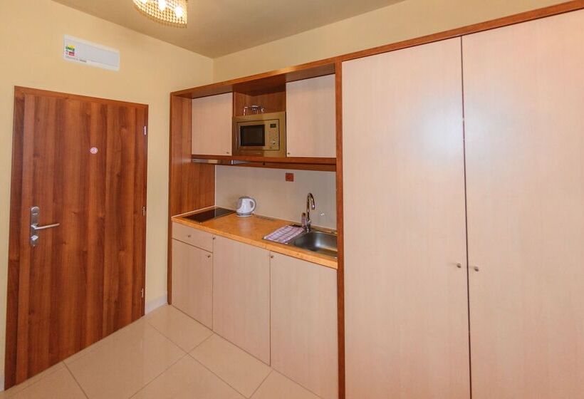 스탠다드 스튜디오, Tatragolf Mountain Resort