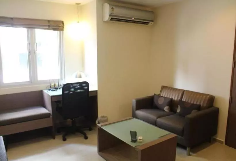 Junior Suite, The Lotus Apartment Hotel, Venkatraman Street