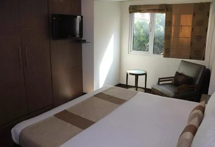 Junior Suite, The Lotus Apartment Hotel, Venkatraman Street