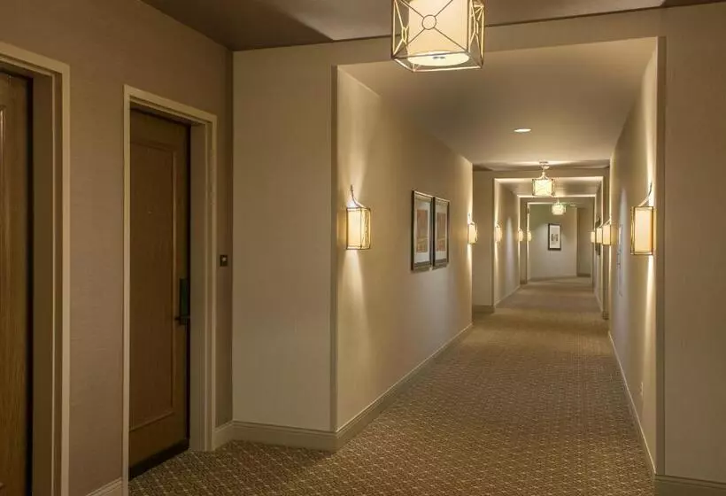 ゴルフビュースタンダードルーム, The Sewanee Inn