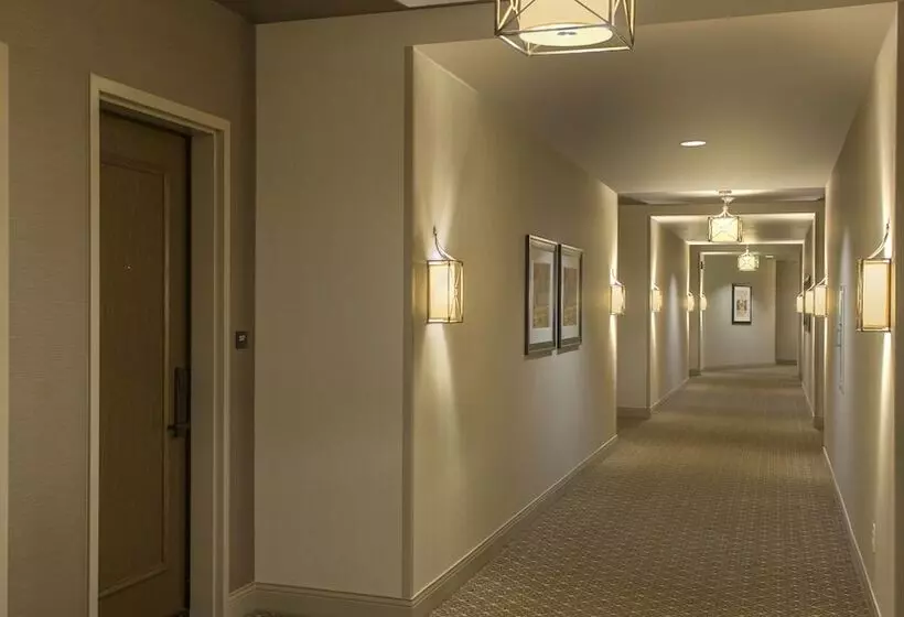 クイーンサイズベッドのスタンダードルーム, The Sewanee Inn