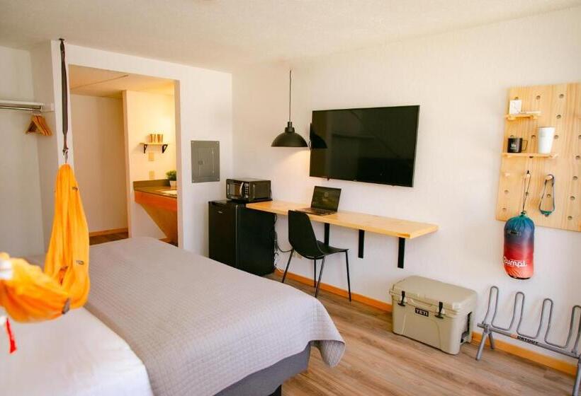 Стандартный Номер Кровать Кинг, Loge Wolf Creek