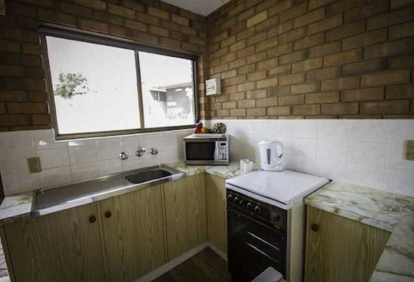 Quarto Familiar, Mannum Motel