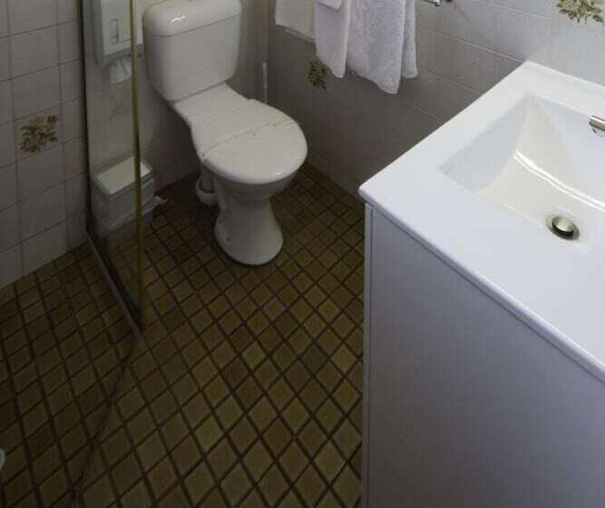 Quarto Familiar, Mannum Motel