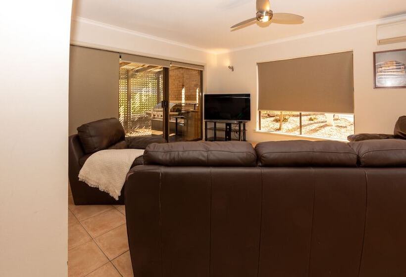 침실 1개 아파트, Mannum Motel