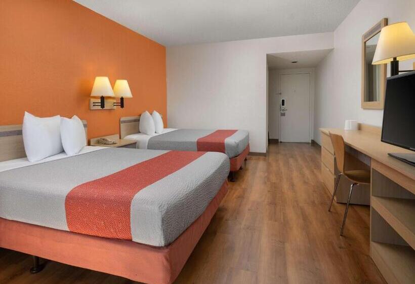 适合残疾人使用的标准间, Motel 6 San Simeon, Ca  Hearst Castle Area