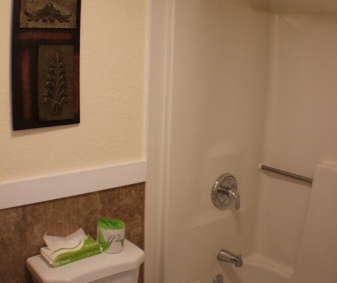 غرفة قياسية, At Home Inn  Fort Pierce