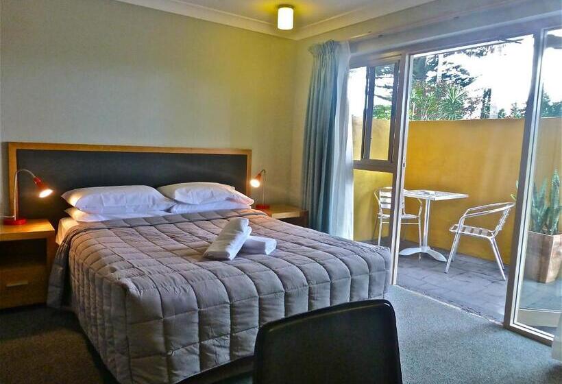 חדר משפחתי, Park Ridge Retreat