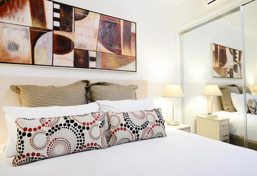 شقة غرفة واحدة, Oaks Moranbah Suites