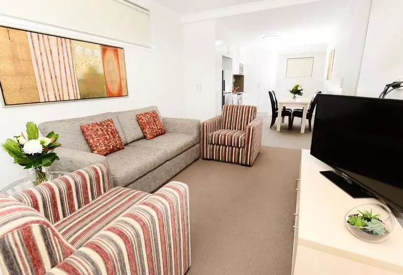 آپارتمان 2 خوابه, Oaks Moranbah Suites