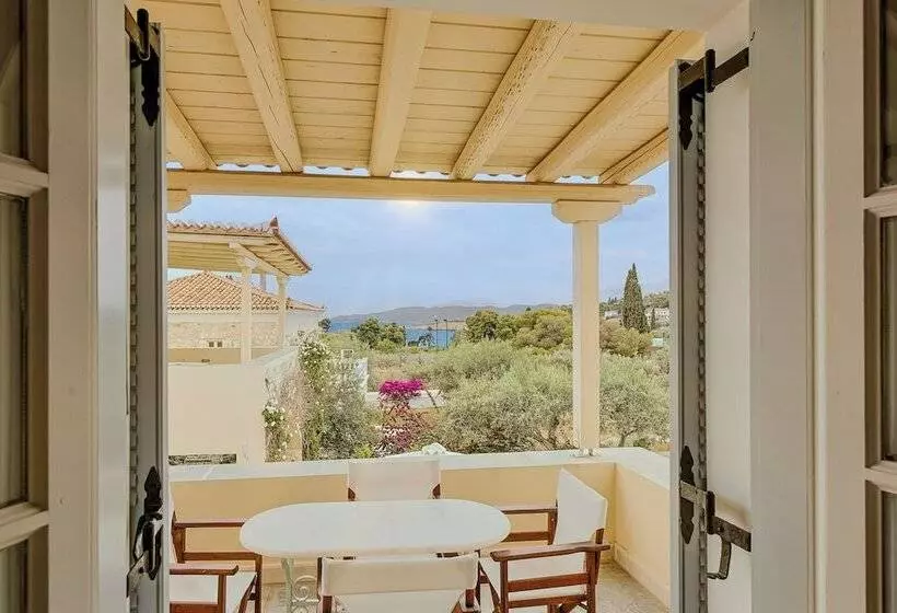 オーシャンビュースイート, Villa Nika