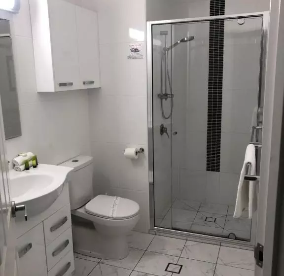 3ベッドルームのスーペリアアパートメント, White Crest Apartments
