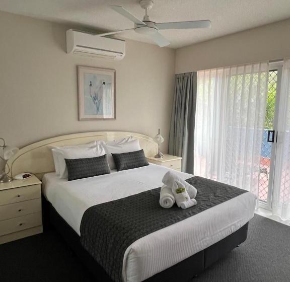 شقة غرفتين, White Crest Apartments