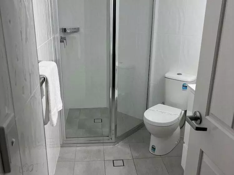 2ベッドルームのスーペリアアパートメント, White Crest Apartments