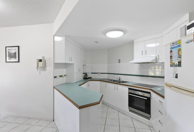 Апартаменты 1 Спальня, White Crest Apartments