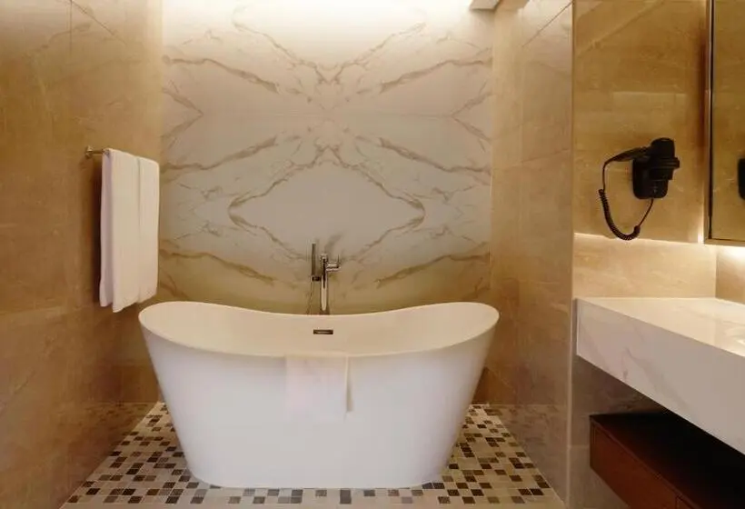 اتاق سوپریور با تخت بزرگ, Royal M Al Aqah Beach Resort By Gewan