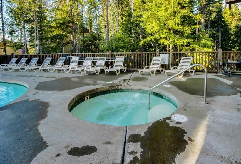 Апартаменты 2 Спальни, The Chefs Chalet At Collins Lake