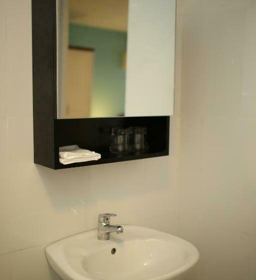 سوئیت با بالکن, Brighton Boutique