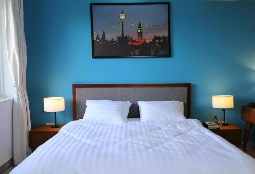 سوئیت با بالکن, Brighton Boutique