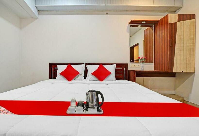 トリプルクラシックルーム, Flagship 70160 Mezban Grand Suites