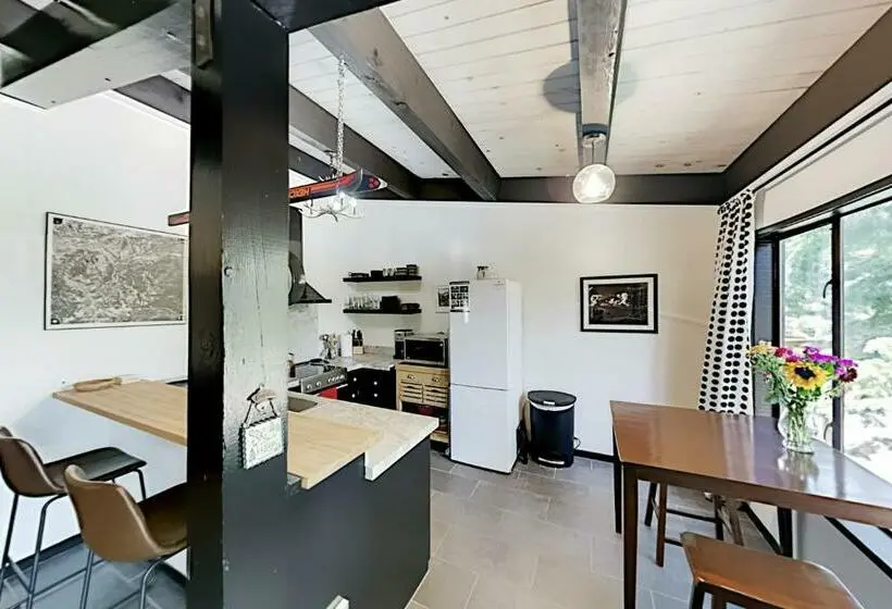 ２ベッドルームハウス, Scott Peak Lodges Condo