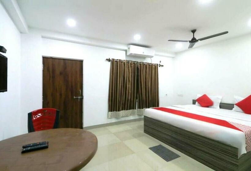 חדר דלוקס, Staymaker Gharana Resort