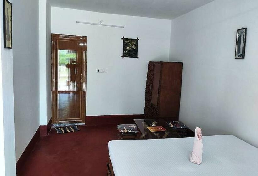 غرفة إقتصادية, Staymaker Gharana Resort