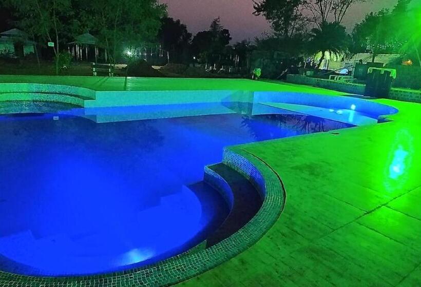 חדר אקונומי, Staymaker Gharana Resort