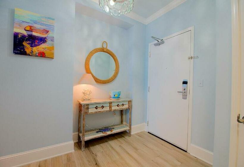 带1个卧室的带阳台的公寓, Lighthouse 714