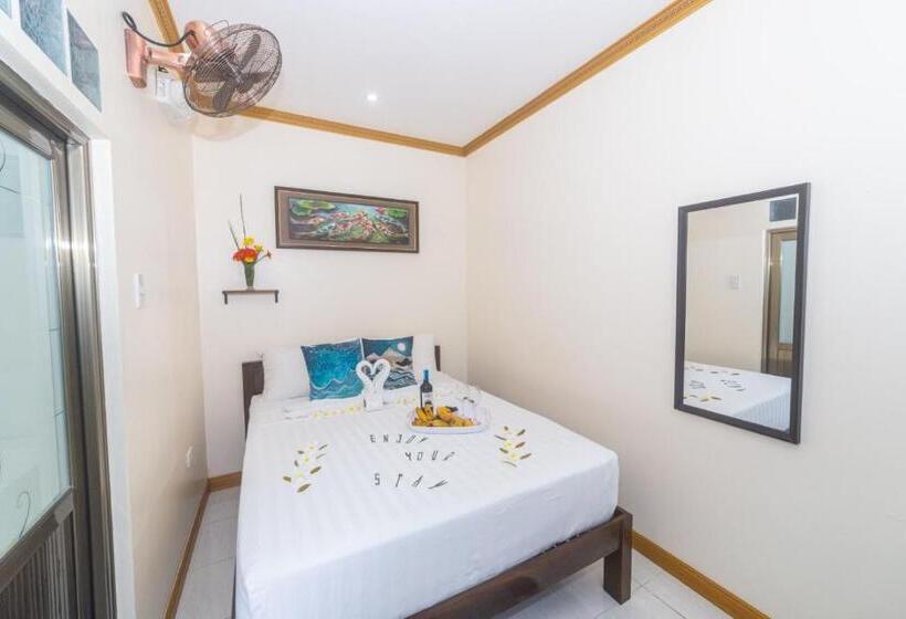 اتاق استاندارد, Blue Moon Inn