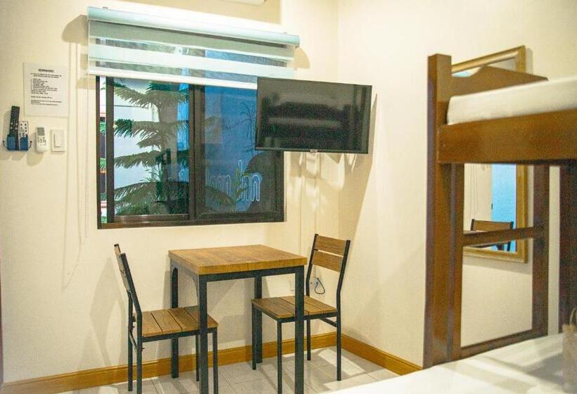 اتاق استاندارد, Blue Moon Inn