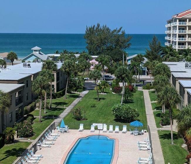 דירת שני חדרים, Sea Club Condo #47