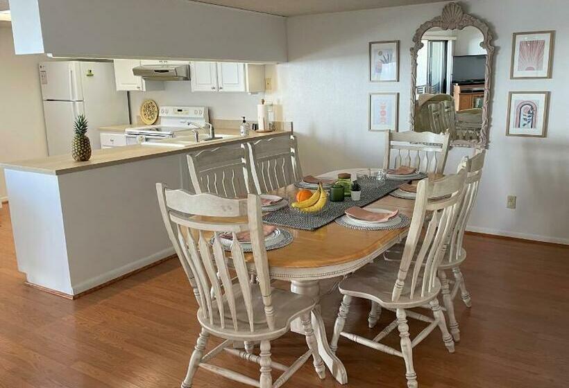 דירת שני חדרים, Sea Club Condo #47