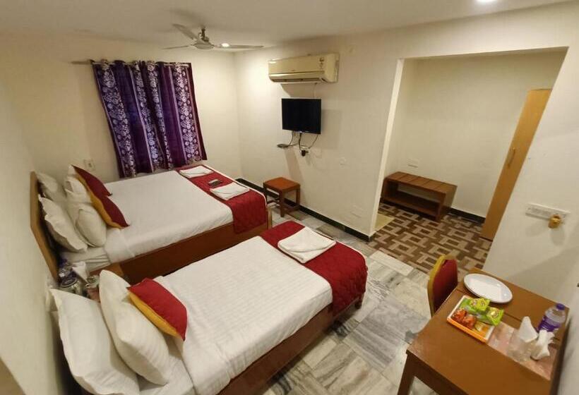 行政三人间, Gt Grande Hotel Near Us Consulate