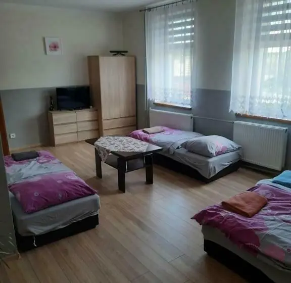 スタンダード４人部屋, Gościniec W Starym Młynie