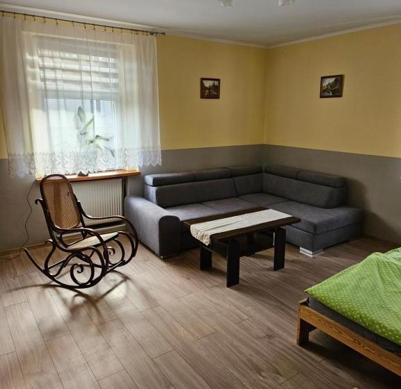 スタンダード４人部屋, Gościniec W Starym Młynie