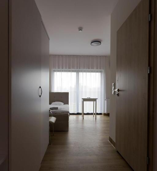 غرفة قياسية, Pawilon Sportowo Turystyczny Kalwarianka