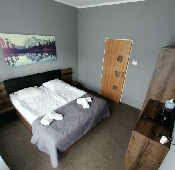 Quarto Estandar com Sacada, Ośrodek Wypoczynkowy Nad Wodospadem