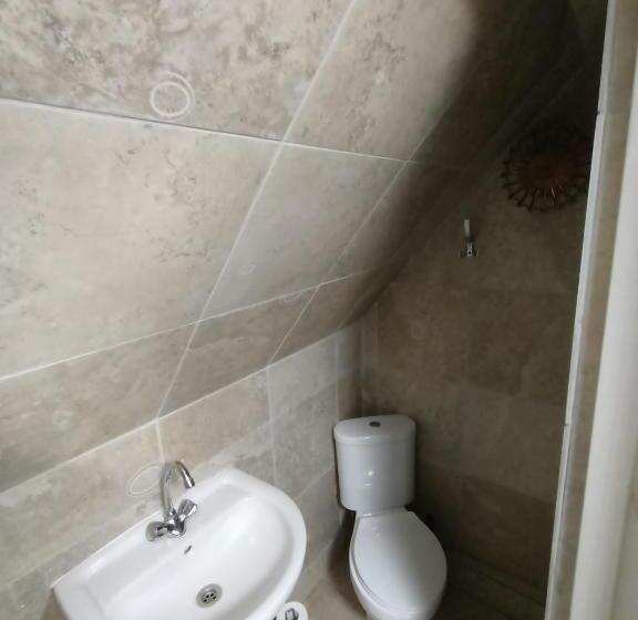 חדר בסיסי, Ośrodek Wypoczynkowy Nad Wodospadem